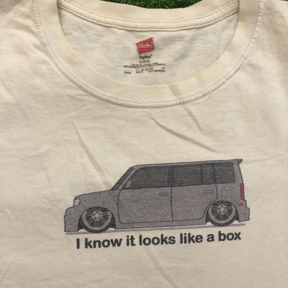 White ‘I Know it looks like a box’ Funny Car Graphic Tee - Picture 3 of 3